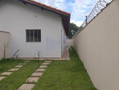 Casa para Venda, em Itanhaém, bairro Balneário Gaivota, 2 dormitórios, 1 banheiro, 2 vagas