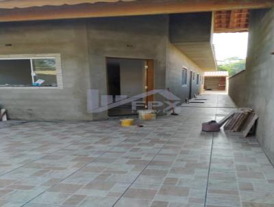 Casa para Venda, em Itanhaém, bairro Vila Verde Mar, 2 dormitórios, 2 banheiros, 1 suíte, 2 vagas
