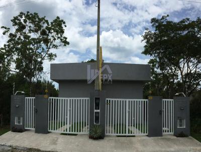 Casa para Venda, em Itanhaém, bairro Jardim Fenix, 2 dormitórios, 1 banheiro, 2 vagas