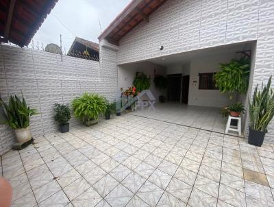 Casa para Venda, em Itanhaém, bairro Loty, 3 dormitórios, 1 banheiro, 3 suítes, 4 vagas