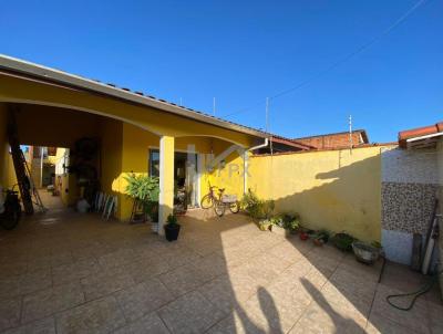 Casa para Venda, em Itanhaém, bairro Jardim Grandesp, 3 dormitórios, 1 banheiro, 2 suítes, 3 vagas