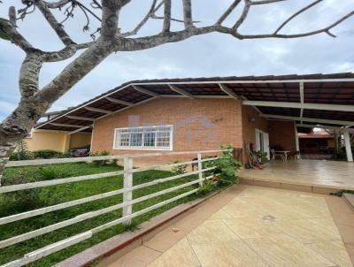 Casa para Venda, em Itanhaém, bairro Satélite, 5 dormitórios, 2 banheiros, 3 suítes, 6 vagas