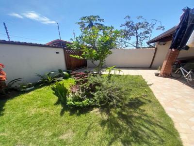 Casa para Venda, em Itanhaém, bairro Balneário Gaivota, 3 dormitórios, 1 banheiro, 2 suítes, 5 vagas