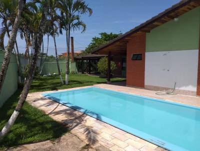 Casa para Venda, em Itanhaém, bairro Jardim Regina, 3 dormitórios, 2 banheiros, 1 suíte, 6 vagas