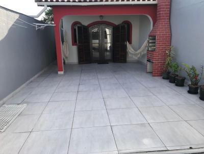 Casa para Venda, em Itanhaém, bairro Jardim Umuarama, 2 dormitórios, 1 banheiro, 2 vagas