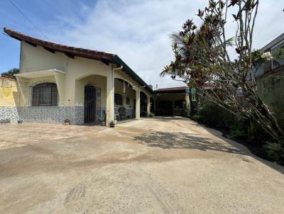 Casa para Venda, em Itanhaém, bairro Jardim das Palmeiras, 2 dormitórios, 2 banheiros, 1 suíte, 6 vagas