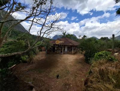 Stio para Venda, em Terespolis, bairro Santa Rita, 3 dormitrios, 1 banheiro, 4 vagas