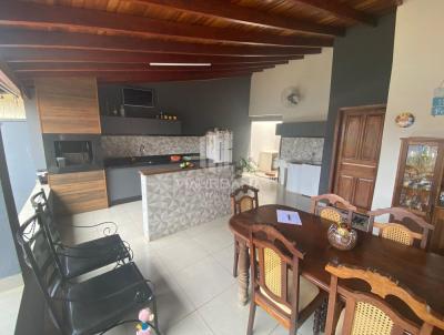 Casa para Venda, em Pederneiras, bairro Centro, 3 dormitrios, 2 vagas