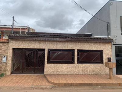 Casa para Locao, em Porto Velho, bairro Tiradentes, 2 dormitrios, 4 banheiros, 2 sutes, 2 vagas