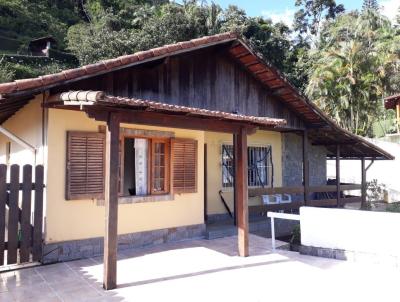 Casa em Condomnio para Venda, em Petrpolis, bairro Quitandinha, 4 dormitrios, 3 banheiros, 2 sutes, 3 vagas