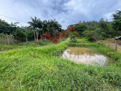 Chcara para Venda, em Baro de Cocais, bairro Varginha 1, 2 dormitrios, 2 banheiros, 1 sute, 3 vagas