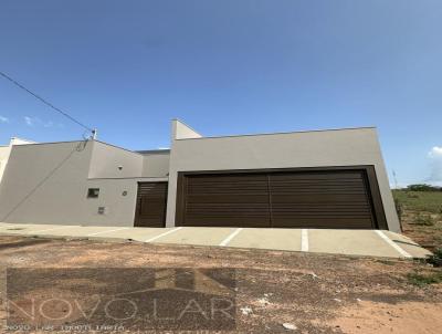 Casa para Locao, em Adamantina, bairro Bairro Universitrio, 3 dormitrios, 1 banheiro, 1 sute, 2 vagas