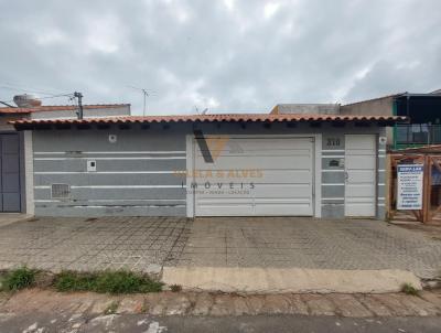 Casa para Venda, em Alfenas, bairro Residencial Itaparica, 3 dormitrios, 2 banheiros, 1 sute, 3 vagas