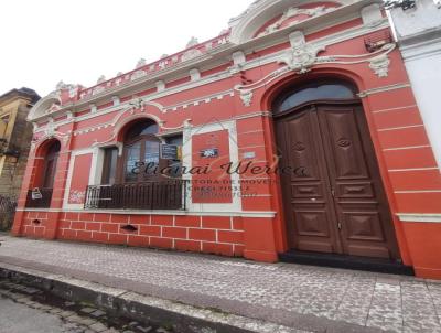 Casa para Venda, em Pelotas, bairro Centro, 4 dormitrios, 3 banheiros