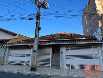 Casa para Venda, em Pouso Alegre, bairro Primavera, 3 dormitrios, 1 banheiro, 1 sute, 2 vagas