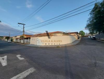 Casa para Locao, em Alfenas, bairro Jardim Aeroporto, 4 dormitrios, 2 banheiros, 1 sute, 3 vagas