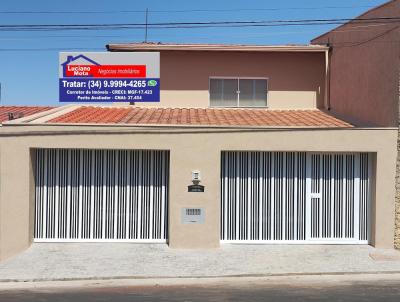 Sobrado para Venda, em Uberaba, bairro CASSIO RESENDE II, 4 dormitrios, 2 banheiros, 1 sute, 2 vagas