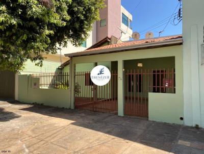 Casa para Locao, em Rondonpolis, bairro Vila Aurora, 4 banheiros, 3 sutes