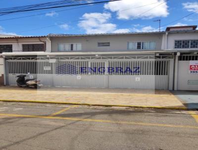 Sobrado para Venda, em Goinia, bairro Setor Leste Universitario, 4 dormitrios, 3 banheiros, 1 sute, 3 vagas