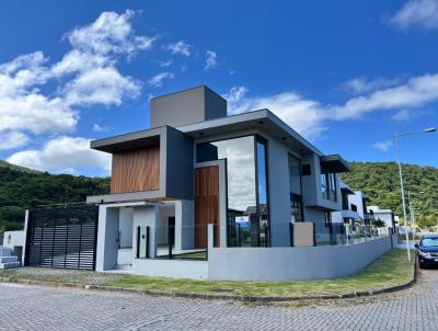 Casa para Venda, em Florianpolis, bairro Rio Tavares, 3 dormitrios, 5 banheiros, 3 sutes, 4 vagas