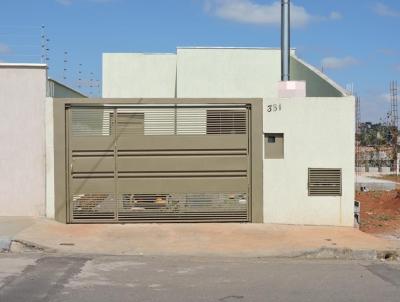 Casa para Venda, em Alfenas, bairro Residencial Jlio Alves, 3 dormitrios, 2 banheiros, 1 sute, 2 vagas
