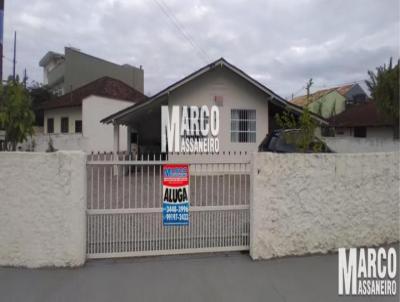 Casa para Locao, em Balnerio Barra do Sul, bairro Centro, 3 dormitrios, 1 banheiro, 1 sute, 1 vaga