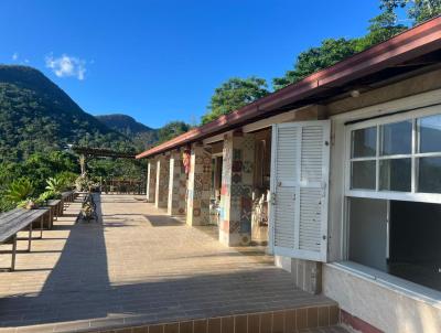 Casa para Venda, em Petrpolis, bairro Araras, 3 dormitrios, 3 banheiros, 1 sute, 10 vagas