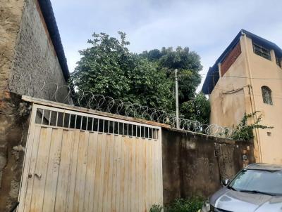 Casa para Venda, em Belo Horizonte, bairro Lagoa, 2 dormitrios, 1 banheiro, 4 vagas