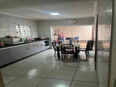 Casa para Venda, em Ribeiro Preto, bairro Residencial Liliana Tenuto Rossi, 3 dormitrios, 2 banheiros, 4 vagas