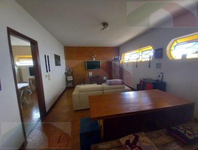 Casa para Venda, em Botucatu, bairro Vila Carmelo, 4 dormitrios, 3 banheiros, 1 sute, 6 vagas