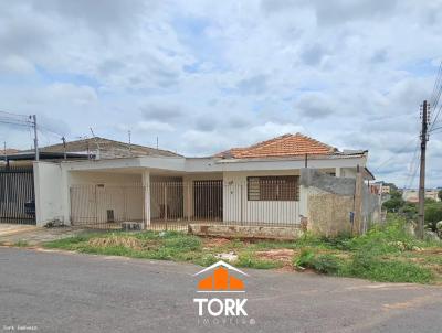 Casa para Venda, em Presidente Prudente, bairro Jardim Bongiovani, 5 dormitrios, 3 banheiros, 1 sute, 4 vagas