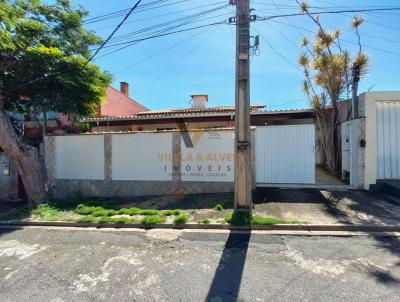 Casa para Venda, em Alfenas, bairro Jardim  Aeroporto, 3 dormitrios, 2 banheiros, 1 sute, 2 vagas