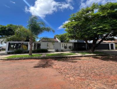 Casa para Locao, em Santa Rosa, bairro Bairro Central, 3 dormitrios, 3 banheiros, 1 sute