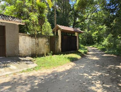 Casa para Venda, em Perube, bairro Guara, 2 dormitrios, 2 banheiros, 1 sute, 8 vagas