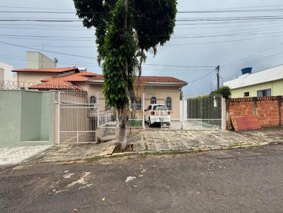 Casa para Venda, em Alfenas, bairro Colinas Parque, 6 dormitrios, 3 banheiros, 1 sute, 4 vagas