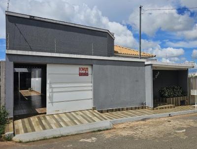 Casa para Venda, em Carmo do Paranaba, bairro RESIDENCIAL NOVA FLORESTA, 3 dormitrios, 3 banheiros, 1 sute, 4 vagas