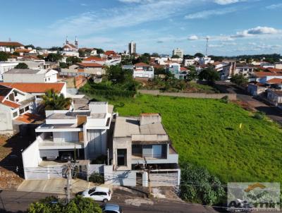 Casa para Venda, em Santo Antnio da Platina, bairro Jardim Santa Izabel, 3 dormitrios, 3 banheiros, 1 sute, 2 vagas