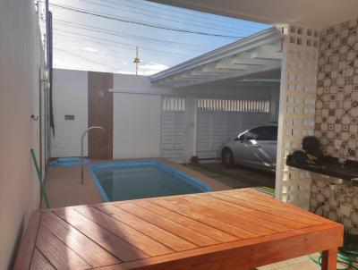 Casa para Venda, em Barra dos Coqueiros, bairro Luar da Barra, 3 dormitrios, 3 banheiros, 1 sute, 2 vagas