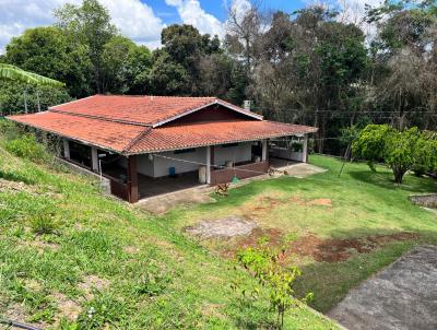 Stio / Chcara para Venda, em Toledo, bairro Moinho, 3 dormitrios, 3 banheiros, 2 vagas