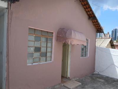 Casa para Venda, em Poos de Caldas, bairro Jardim Quisisana, 2 dormitrios, 1 banheiro, 2 vagas