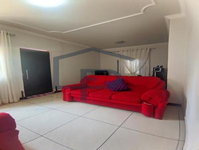 Casa para Venda, em Coronel Fabriciano, bairro Surinan, 5 dormitrios, 2 banheiros, 2 vagas
