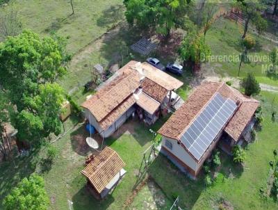 Fazenda para Venda, em Araa, bairro rea Rural, 3 dormitrios, 1 sute