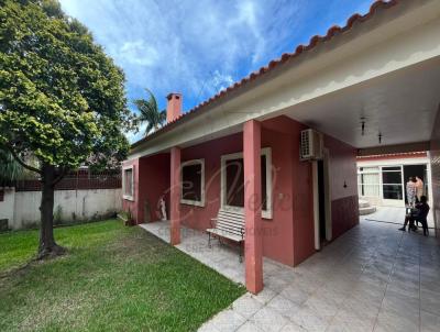 Casa para Venda, em Pelotas, bairro Laranjal, 3 dormitrios, 2 banheiros, 3 vagas