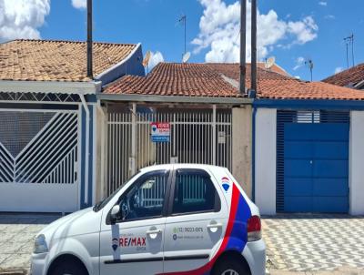Casa para Venda, em Taubaté, bairro Parque Aeroporto, 2 dormitórios, 1 banheiro, 1 suíte, 2 vagas