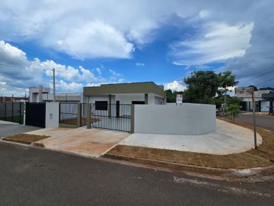 Casa para Venda, em Cianorte, bairro Residencial Parque do Bosque, 2 dormitrios, 1 banheiro, 1 vaga