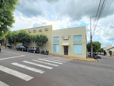 Comercial para Locao, em Lins, bairro Vila Guararapes, 2 banheiros