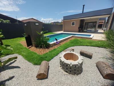 Casa para Venda, em Itanham, bairro Jardim Regina, 3 dormitrios, 2 banheiros, 2 sutes, 3 vagas