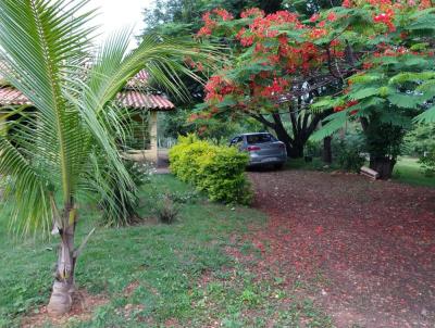 Fazenda para Venda, em Jequitib, bairro Centro, 3 dormitrios, 1 banheiro, 4 vagas