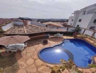 Casa para Venda, em Belo Horizonte, bairro Planalto, 4 dormitrios, 5 banheiros, 2 sutes, 4 vagas