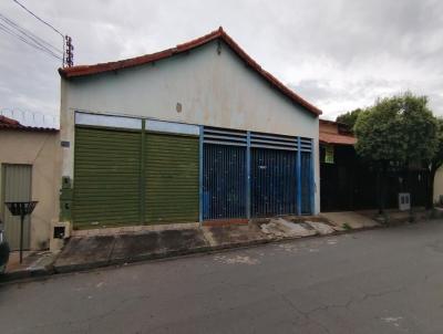 Casa para Venda, em Goinia, bairro Setor Centro Oeste, 4 dormitrios, 4 banheiros, 2 sutes, 2 vagas